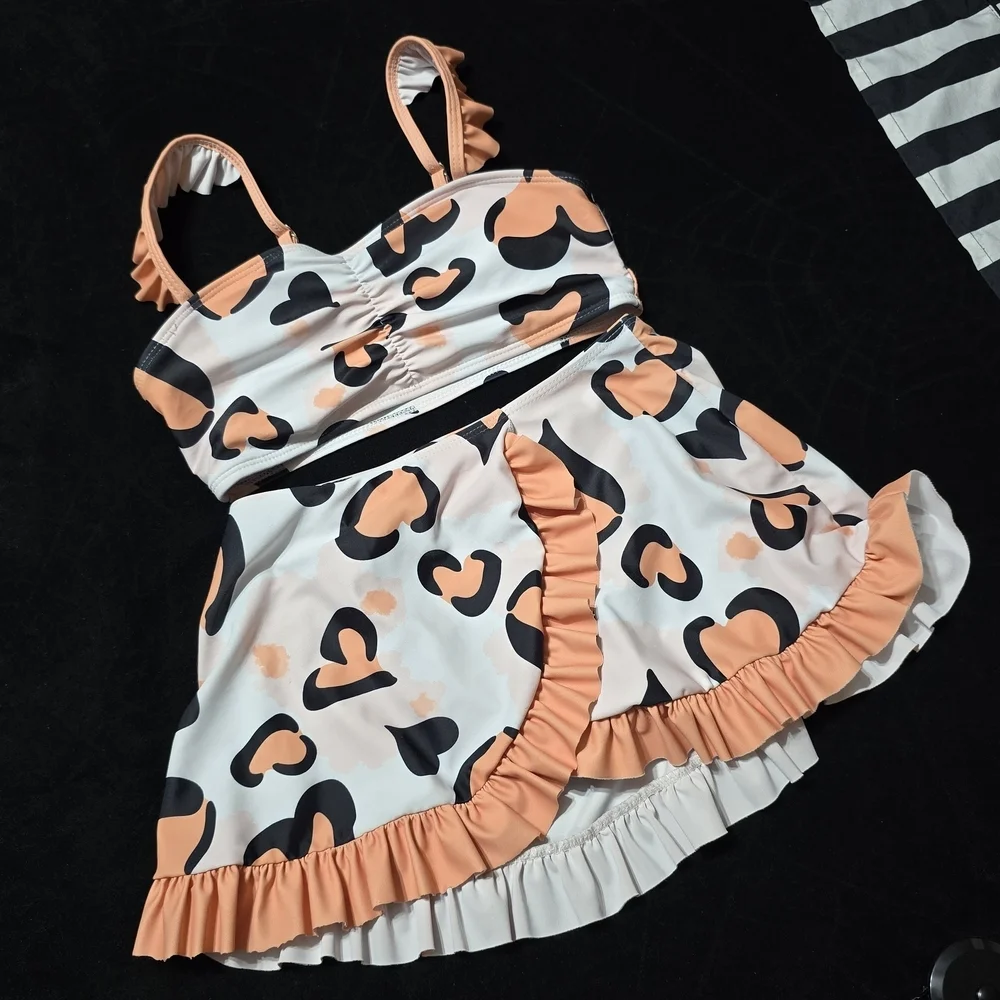 Heart Leopard Print Ruffle Three-Piece Set - Picture 1 of 6